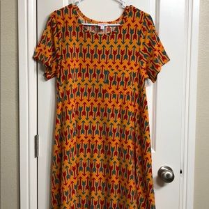 LuLaRoe Carly. Leggings material
